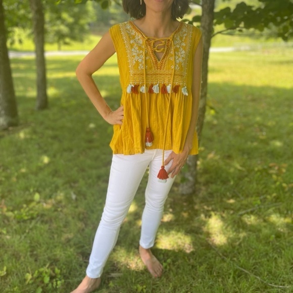 Altar’d State Sleeveless Blouse Size Small - Picture 3 of 3